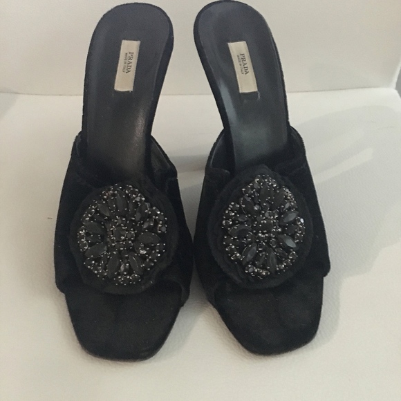 Prada Velvet Runway Mules w/ Crystal Detail, sz.38 - Picture 1 of 4